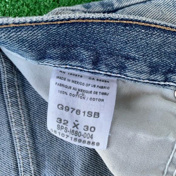 🌲🔹Wrangler Jeans Bundle (32 x 30) - Picture 9 of 11